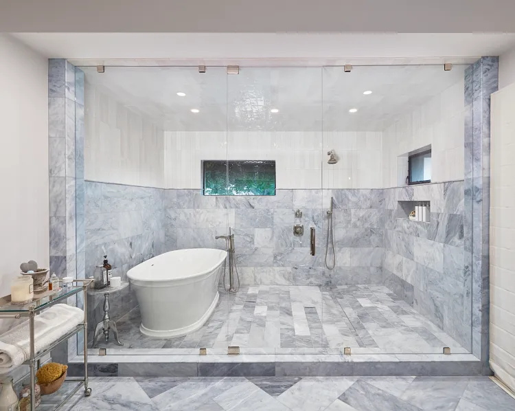 Marble-look tiled bathroom