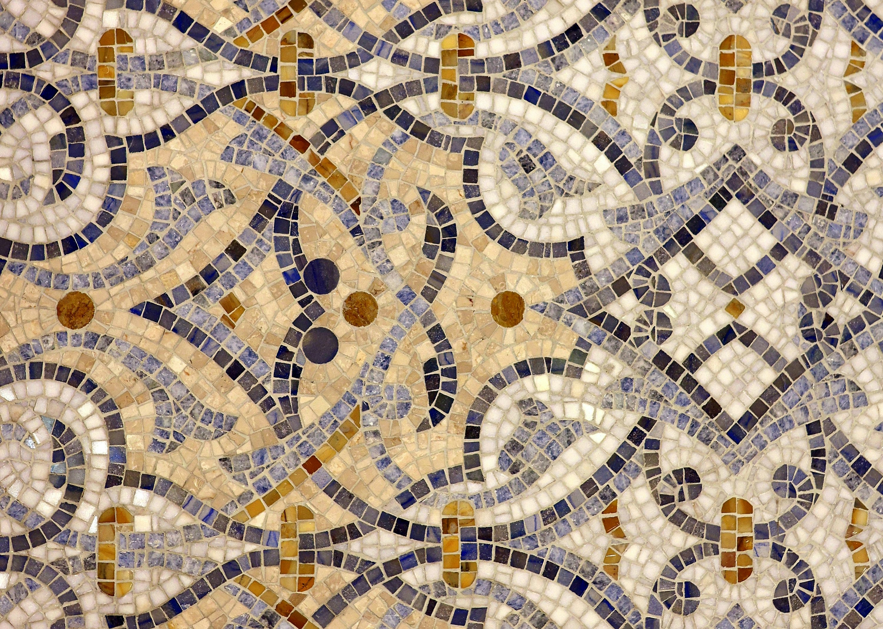 Decorative mosaic tile pattern